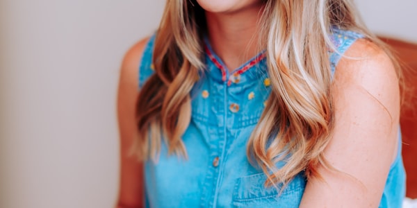 巴西队球员在训练中展示精湛的脚下技术